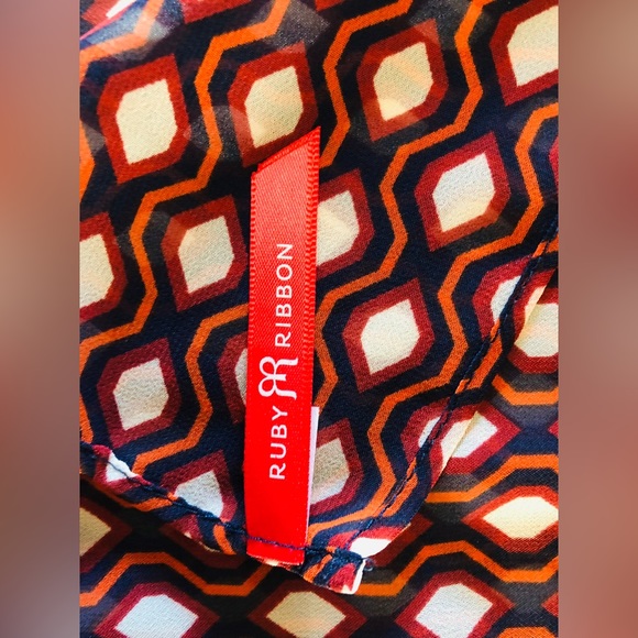 Ruby Ribbon Scarf - Picture 4 of 7